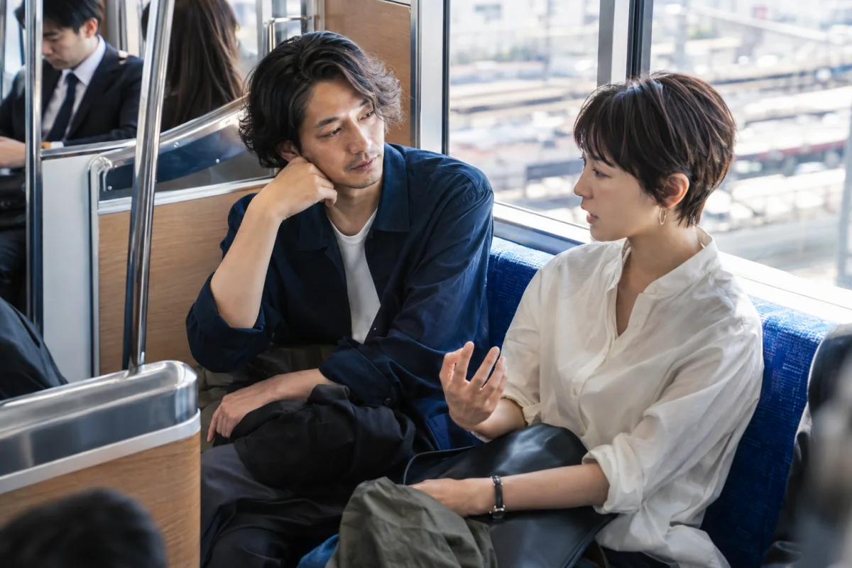 セカンドパートナーが欲しいと思ったら|不足を整理するの状況を日常の場面で表した編集部イメージ